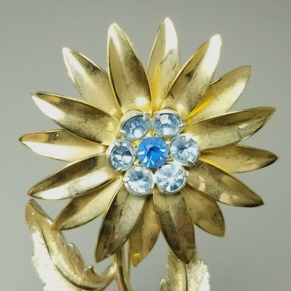 Vintage Huge Blue Rhinestone and Gold Tone Long Stem Flower Brooch, 5 Inches - Picture 3 of 7